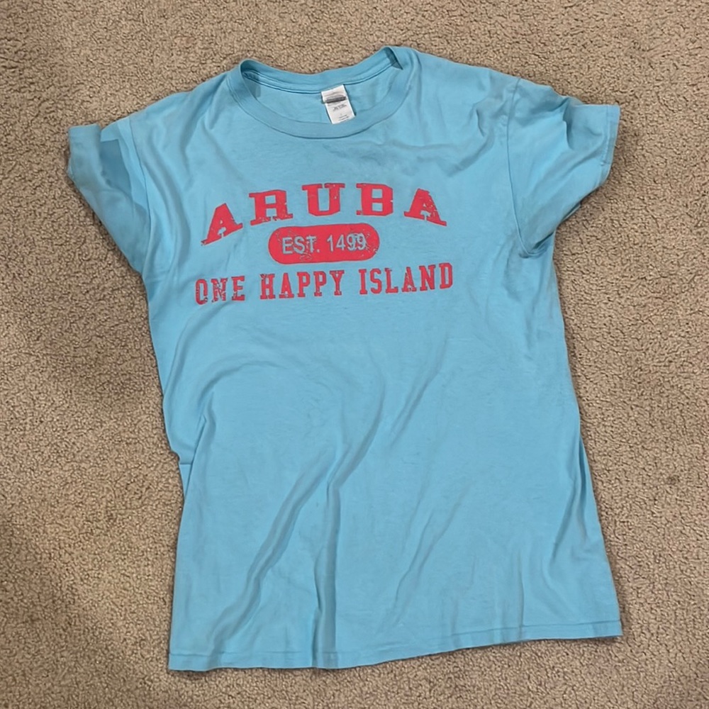 Light Blue Gildan Shirt from Aruba, Medium